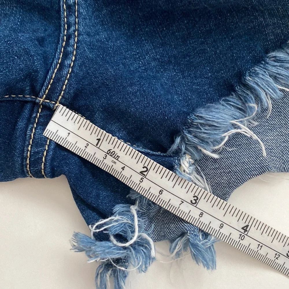 KanCan cutoff High Rise  Shorts - Size 9/28 - Picture 7 of 7